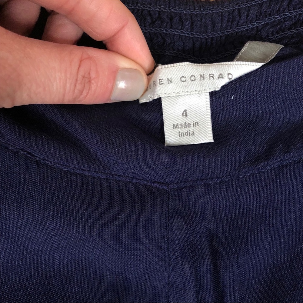 Lauren Conrad Navy Blue Shorts. Size 4 NWOT - Picture 5 of 5